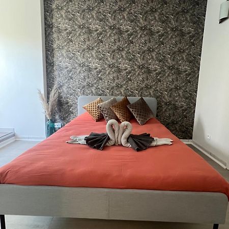 House Of Spa Privatif - Jaccuzi Et Sauna Livry-Gargan Luaran gambar