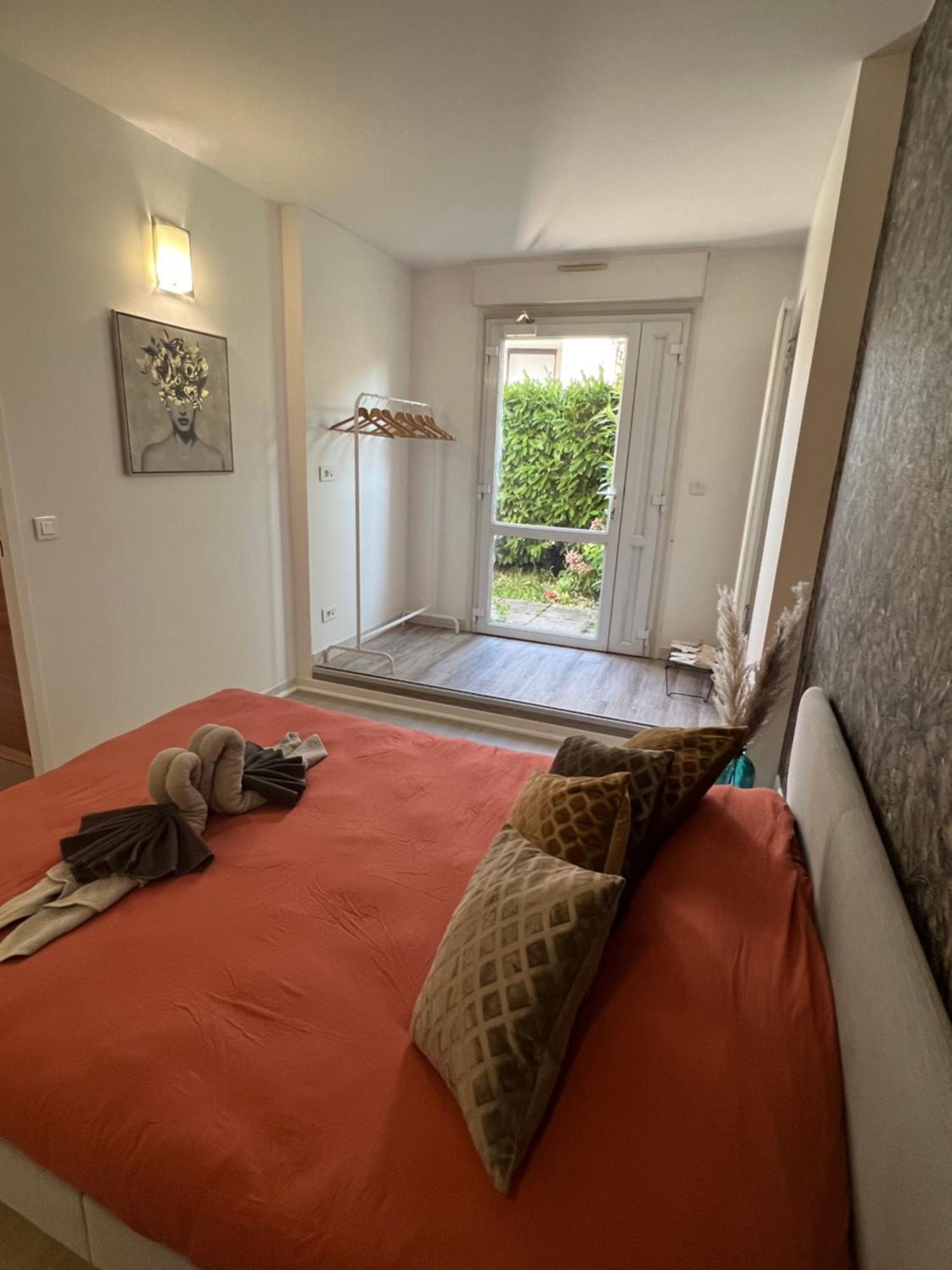 House Of Spa Privatif - Jaccuzi Et Sauna Livry-Gargan Luaran gambar