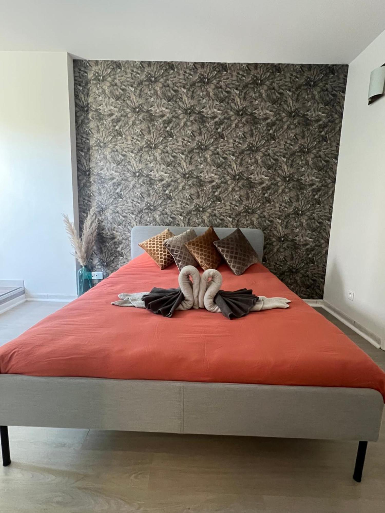House Of Spa Privatif - Jaccuzi Et Sauna Livry-Gargan Luaran gambar