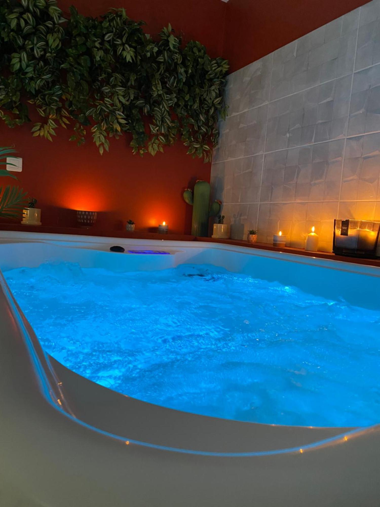 House Of Spa Privatif - Jaccuzi Et Sauna Livry-Gargan Luaran gambar